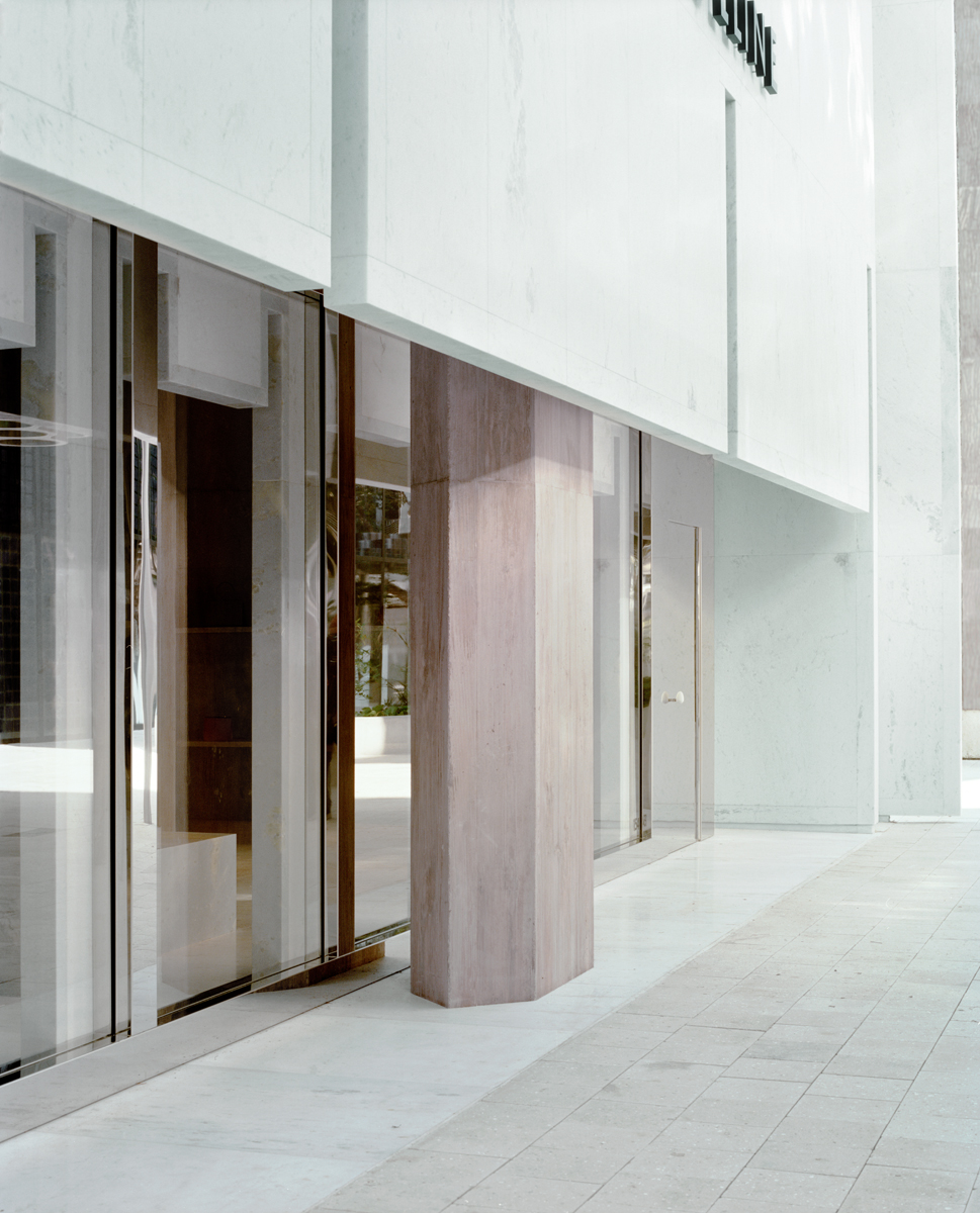 印际- valerio olgiati x celine flagship store