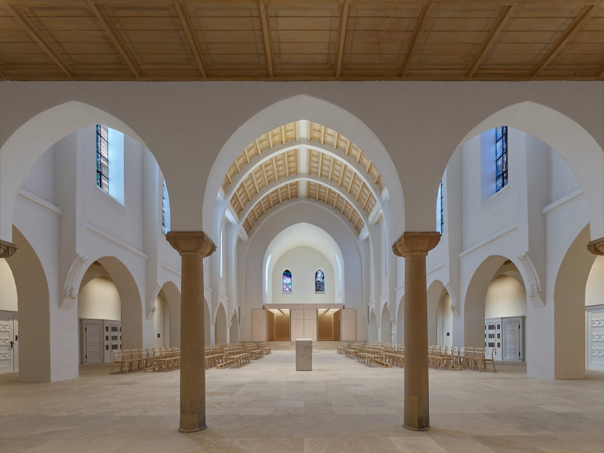 YINJISPACE - Schleicher Ragaller x St Fidelis Church